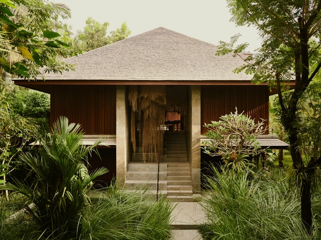 隐入丛林，Lost Lindenberg 民宿 / Alexis Dornier + Studio Jencquel - 建筑图, 酒店建筑, 花园, 门, 表皮