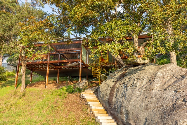 Balmy Palmy House / CplusC Architectural Workshop - Exterior Photography, Houses, Garden, Forest