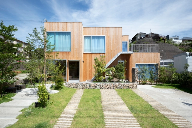 Dentistry in the Forest / YYA / Yusuke Yoshino Architects - Exterior Photography, Houses, Garden, Facade