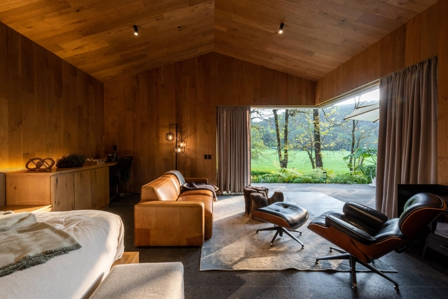 Interiores mexicanos: 25 espacios que emplean la madera de forma integral - Imagen Principal