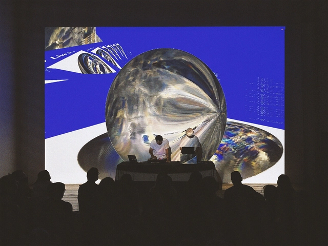 30/30: un performance audiovisual inspirado en el mundo digital y la arquitectura de las grandes ciudades - Imagen Principal