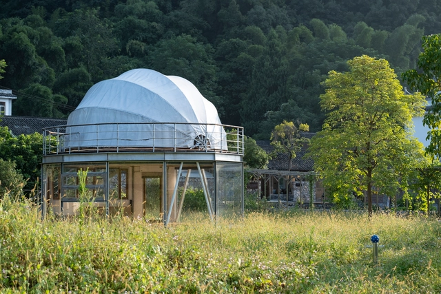 Pabellón de observación de estrellas / Atelier Liu Yuyang Architects - Fotografía exterior, Centro De Observación, Jardín