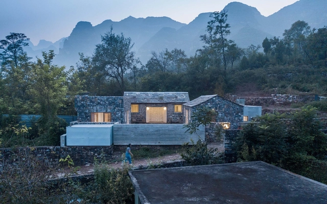 Mountain Dwelling / STUDIO FSJ - Exterior Photography, Houses, Facade, Forest