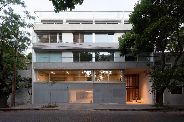 Edifício La Vecindad Santos Dumont / Cottet Iachetti Arquitectos - Fotografia de Exterior, Residencial, Fachada, Porta