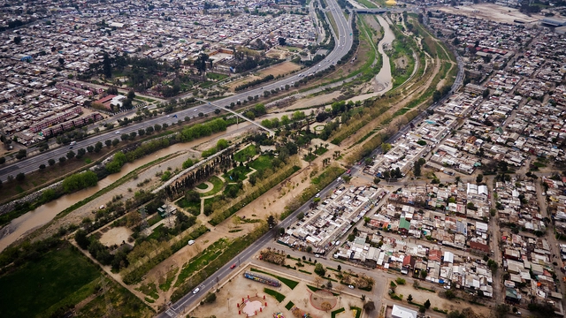 Se inaugura el primer tramo del Parque Mapocho Río en Santiago - Imagen Principal