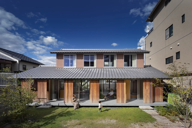 Domain House / IN STUDIO - Exterior Photography, Houses, Garden, Facade, Door