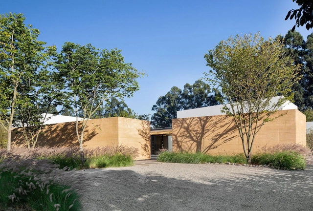Casa Jatobá / Studio Guilherme Torres - Fotografia de Exterior, Casas, Jardim, Fachada