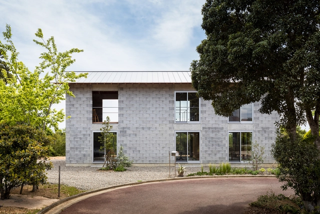 House in Nemu / KKAA YTAA - Exterior Photography, Houses, Garden, Door, Facade