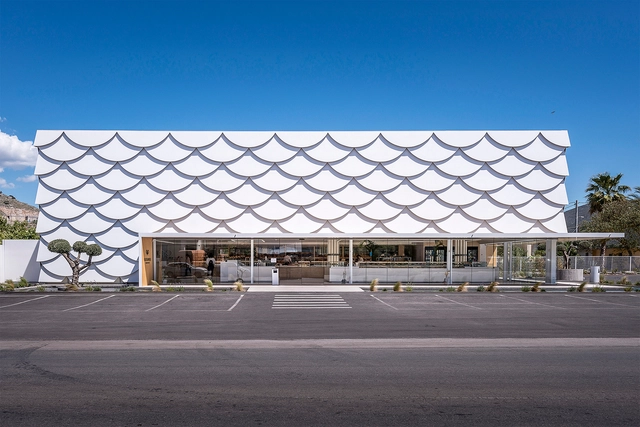 拥抱建筑的‘鳞片’，KOSMOS 面包&咖啡店 / Studio 2Pi Architecture - 建筑图, 混合用途建筑, 表皮