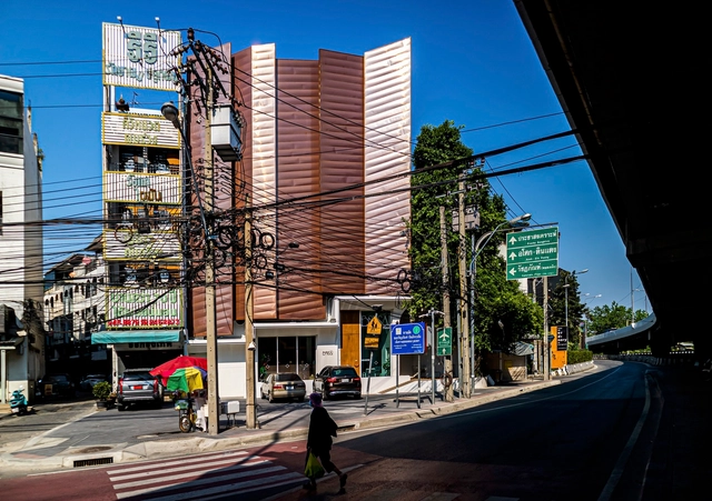 Bonsai Hotel / Volume Matrix Studio - Exterior Photography, Hotels, Facade, Lighting, Cityscape