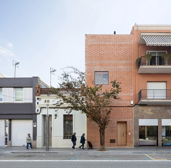 Casa 1721 / HARQUITECTES - Fotografia de Exterior, Casas, Fachada, Porta