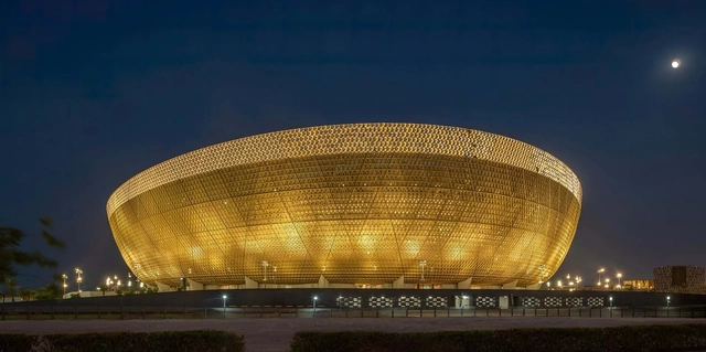 El estadio de Lusail de Foster + Partners en Qatar tuvo su primer juego de fútbol - Imagen Principal