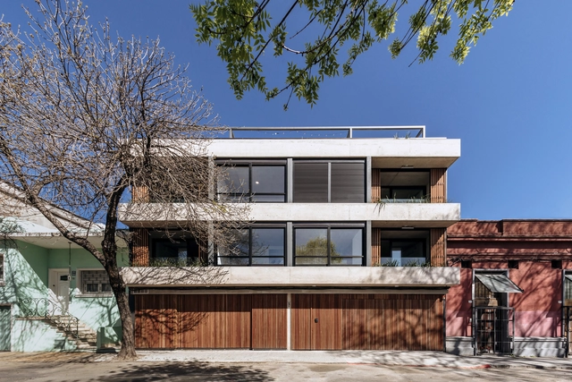 LL Inhouse / Arcieri Arquitectura - Exterior Photography, Houses, Facade, Door