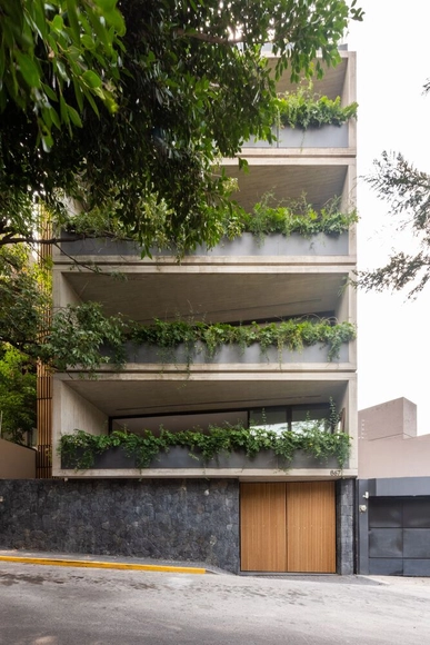 Edifício AN 867 / CRB Arquitectos - Fotografia de Exterior, Apartamentos, Jardim, Fachada