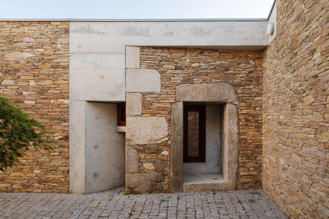 Casa Rates / ATELIERDACOSTA - Fotografía exterior, Casas, Puerta, Fachada, Arco