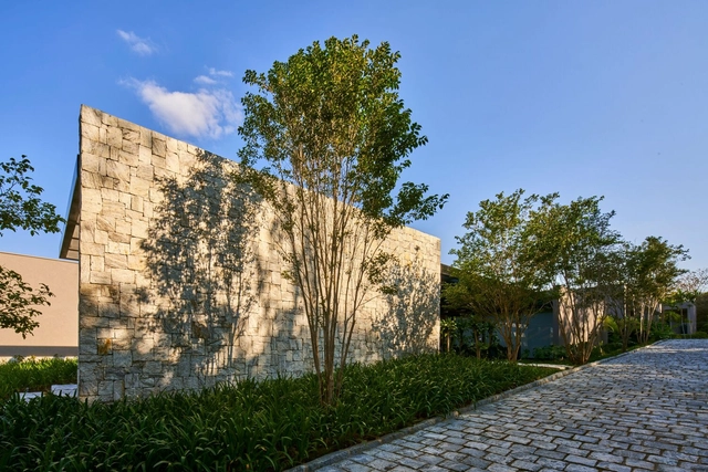 Residência IC / Anastasia Arquitetos - Fotografia de Exterior, Casas, Jardim, Fachada