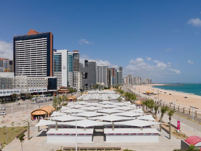 Feirinha Beira-Mar / Marina Nottingham - Fotografia de Exterior, Mercado, Fachada, Urbano, Costa