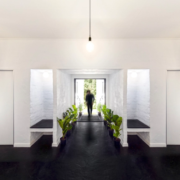 House of the Rosebank Health Village / Frankie Pappas - Interior Photography, Renovation, Arch, Door