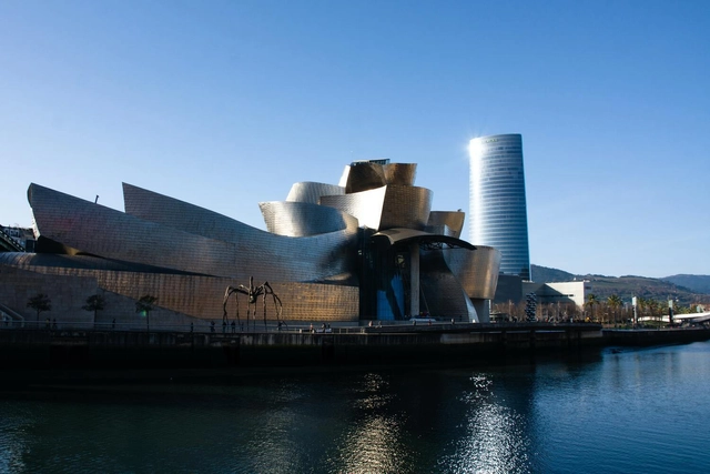 25 años del Museo Guggenheim de Bilbao en España - Imagen Principal