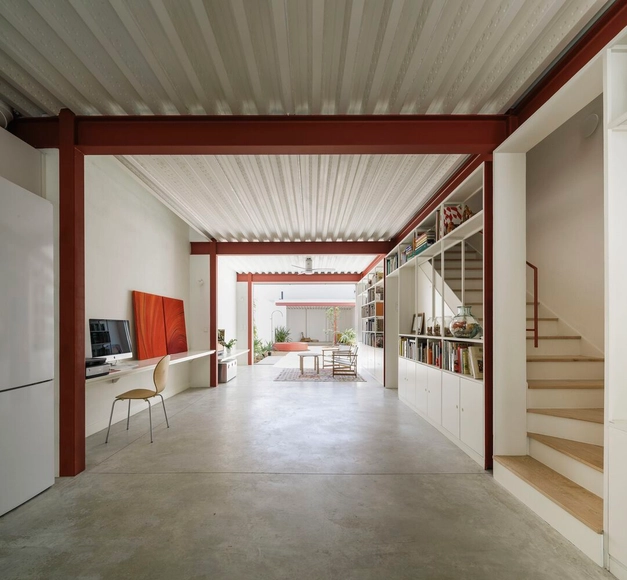Casa de los nueve pórticos / sol89 - Fotografía interior, Casas, Fijación Vigas, Fachada, Arco, Sillas