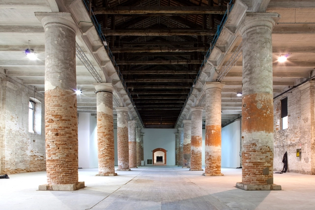 África en las Bienales de Arquitectura: Cuestionando las difíciles historias de la representación - Imagen Principal