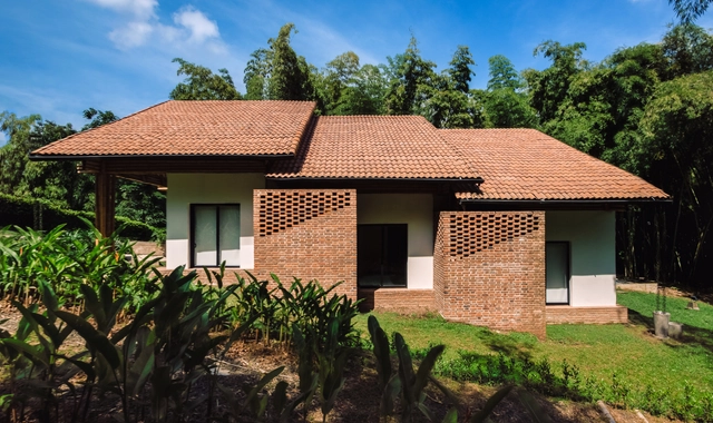 竹林‘环绕’，Milguaduas 住宅  / ritmo arquitectos - 建筑图, 独立住宅, 表皮, 门