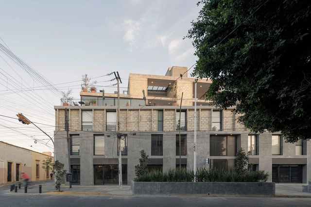 BitLoft Building / em-estudio - Exterior Photography, Apartments, Facade, Door