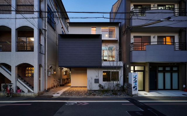 麓町屋，错位与“路室” / OHArchitecture - 建筑图, 独立住宅, 表皮, 门