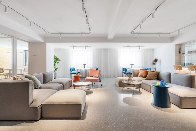 STEY Apartments & Hotels / Meyer-Grohbrügge - Interior Photography, Apartments, Table, Chair