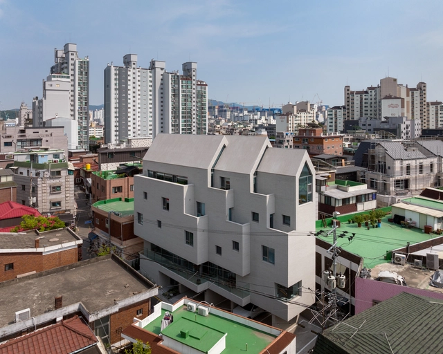 T Roof Commercial and Residential Building / SOSU Architects - Exterior Photography, Apartments, Facade, Cityscape