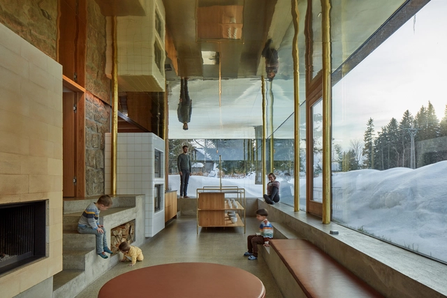 玻璃屋 / Mjölk architekti - 室内图, 更新项目, 厨房, 梁, 桌子, 椅子