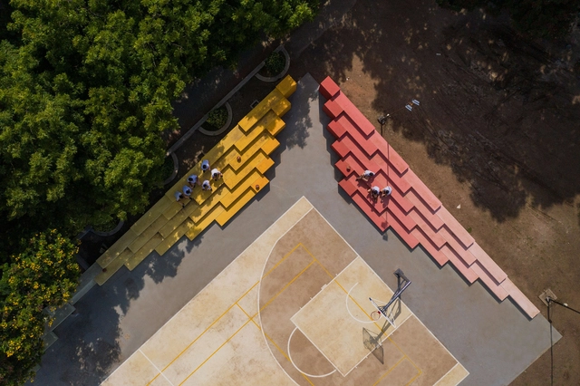 Cancha Multiusos del Colegio St. Mary’s / playball studio - Fotografía interior, Recreación Y Entrenamiento, Fachada
