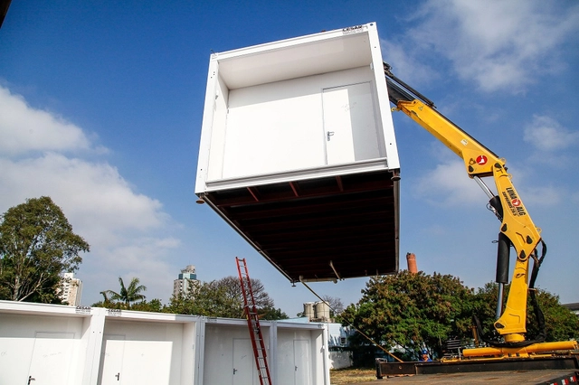 São Paulo oferecerá casas de container para pessoas em situação de rua - Imagem de Destaque