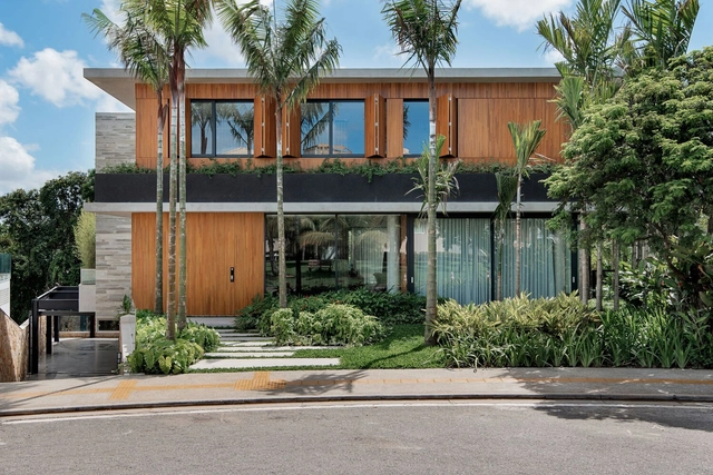 Casa Alphaville Salvador / NR Arquitetura - Fotografia de Exterior, Casas, Porta, Fachada