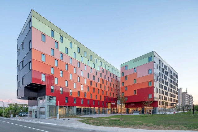 Hoteles del aeropuerto Marriott París CDG / Manuelle Gautrand Architecture - Fotografía exterior, En Detalle, Fachada