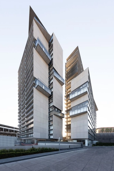Edificio Zéntral / ARCHETONIC - Fotografía exterior, Residencial, Fachada