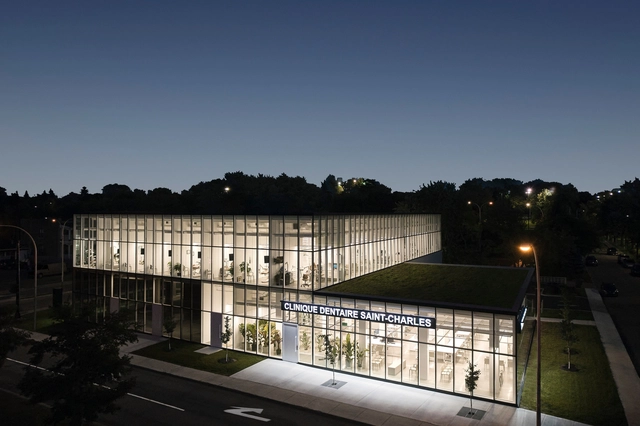 St-Charles Dental Clinic  / Studio Jean Verville architectes - Exterior Photography, Dental Clinic, Fence, Facade