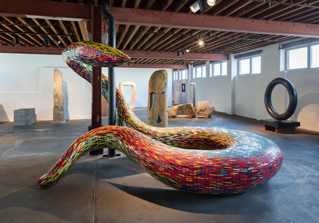 'In Praise of Caves': la muestra de arquitectura orgánica en México que reúne proyectos de Carlos Lazo, Mathias Goeritz, Juan O'Gorman y Javier Senosiain - Imagen Principal