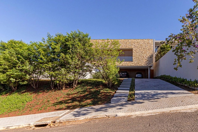 Ramp House / Coelho Neto Arquitetura - Exterior Photography, Houses, Garden, Facade, Door, Stairs