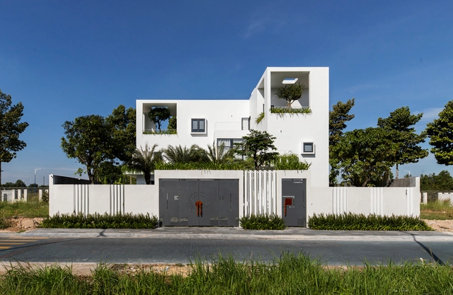 Villa Connect / Story Architecture - Exterior Photography, Houses, Facade, Fence, Door