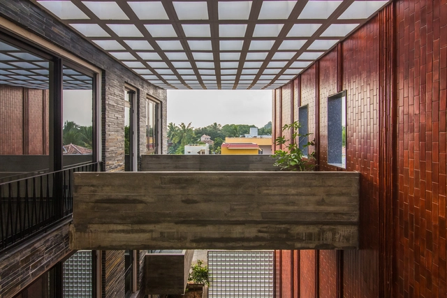 Ilaiyanam 住宅 / Studio SKAI - 建筑图, 独立住宅, 花园, 表皮, 梁