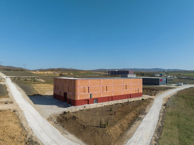 AMC Multimídia / Maden Group - Fotografia de Exterior, Edifícios De Escritórios