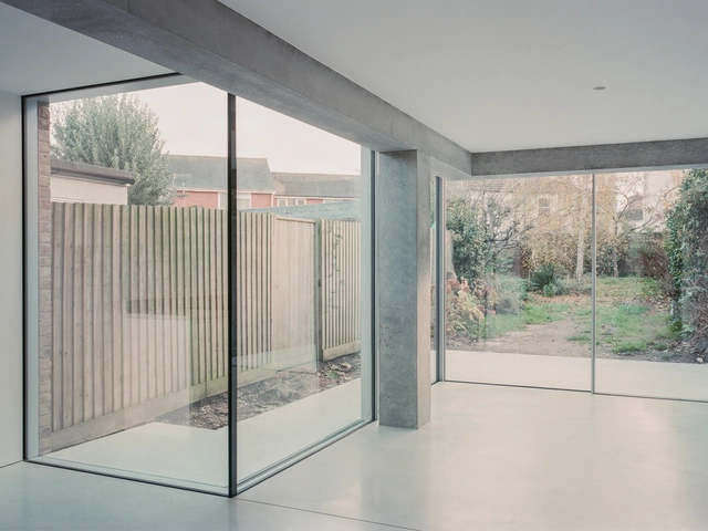 House with One Column / Jonathan Burlow - Interior Photography, Houses, Facade, Door