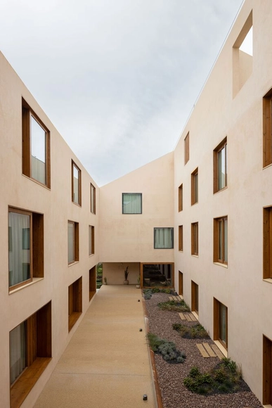 M.OU.CO Hotel Apartments / Arquitectos Aliados - Interior Photography, Theater, Courtyard, Facade