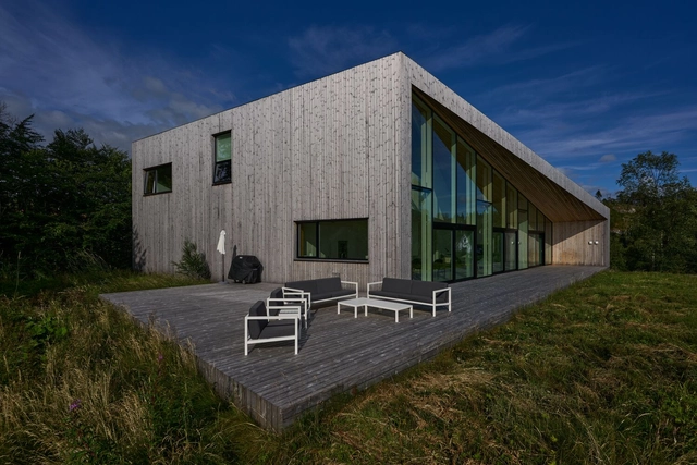 Villa Grimseiddalen / Saunders Architecture - Exterior Photography, Houses, Facade, Table, Bench
