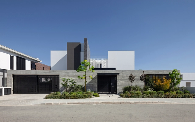 House 345 / Constanti Architects - Exterior Photography, Houses, Facade, Door