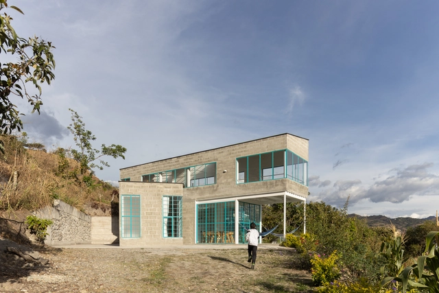 Free House / Chip Studio - Fotografía exterior, Casas, Fachada, Puerta, Costa
