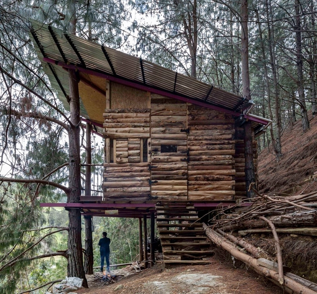 Tree House / FB+ estudio - Exterior Photography, Houses, Door, Stairs, Forest