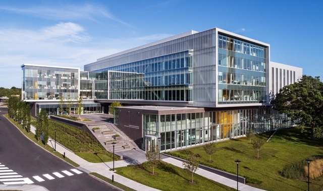 University of Rhode Island Fascitelli Center for Advanced Engineering / Ballinger - Exterior Photography, Research Center, Facade