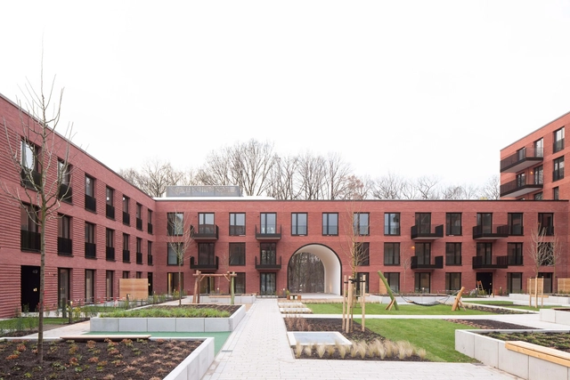 Pergolenviertel Residential Complex / blrm Architekt*innen - Exterior Photography, Apartments, Courtyard, Facade